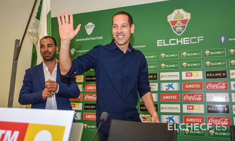 Accari, en su presentación como entrenador del Ilicitano